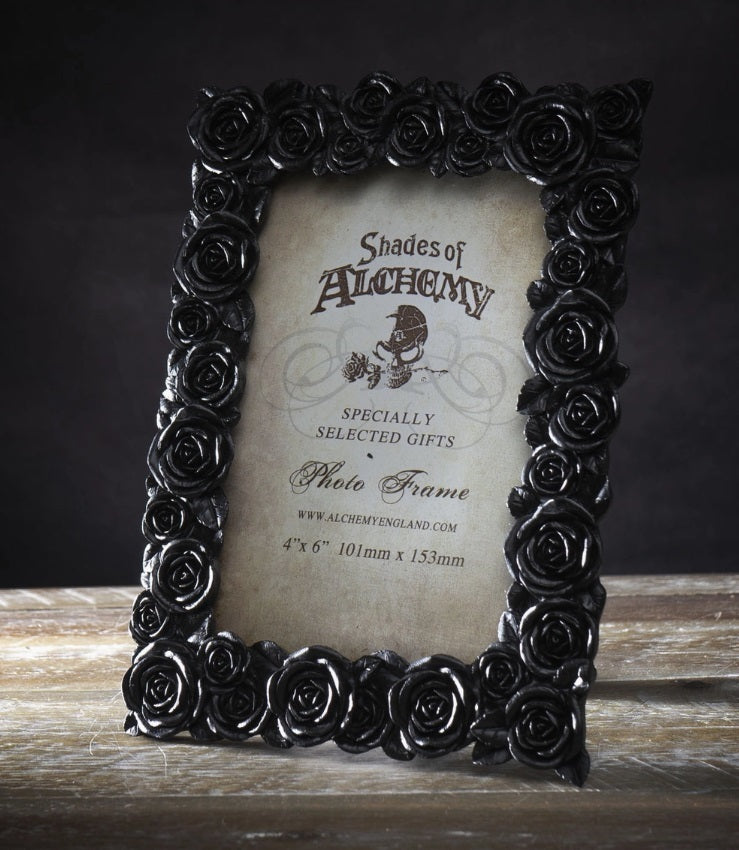 Black Roses Photo Picture Frame 6" x 4" C/24
