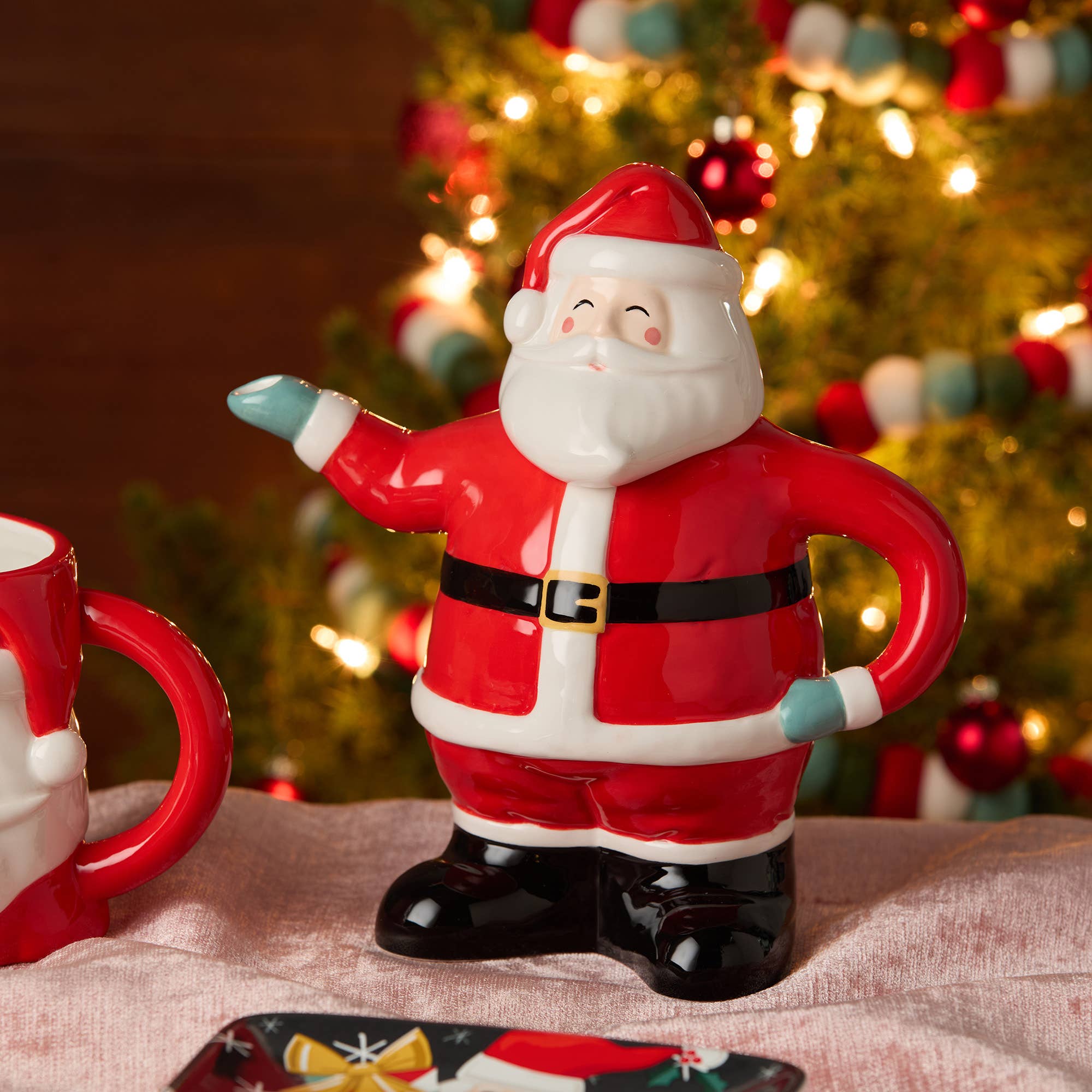 Christmas Whimsy Santa 3-D Teapot 36 oz.