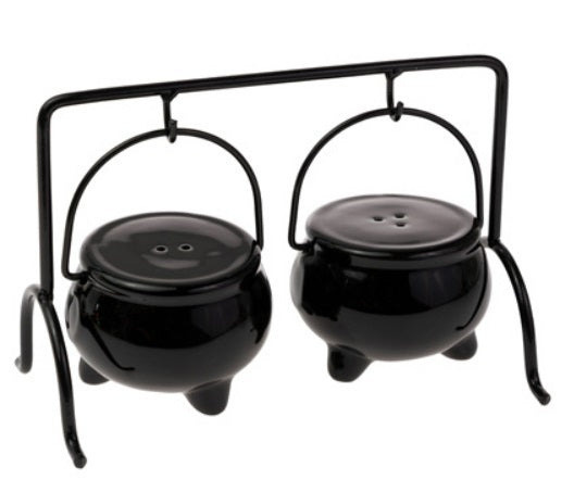 Cauldron Salt and Pepper Set