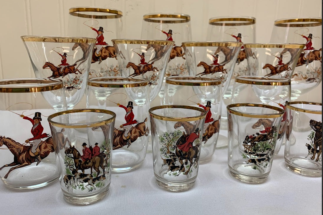 Horse Rider Hunting theme glass set