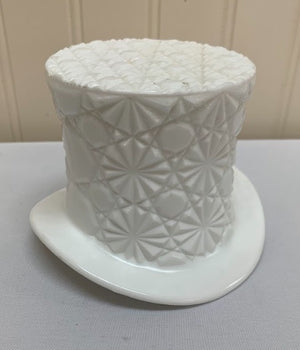 Milkglass Hat