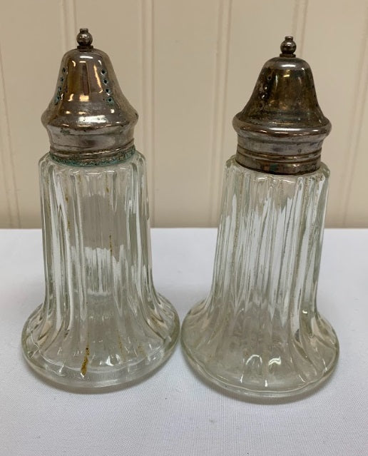 Salt And Pepper Set Glass Silver Tops