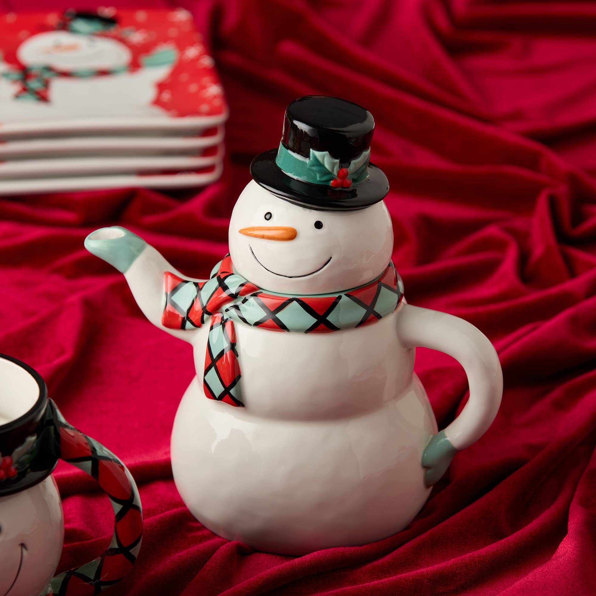 Christmas Whimsy Snowman 3-D Teapot 36 oz.