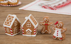 Gingerbread Houses Salt & Pepper Set
