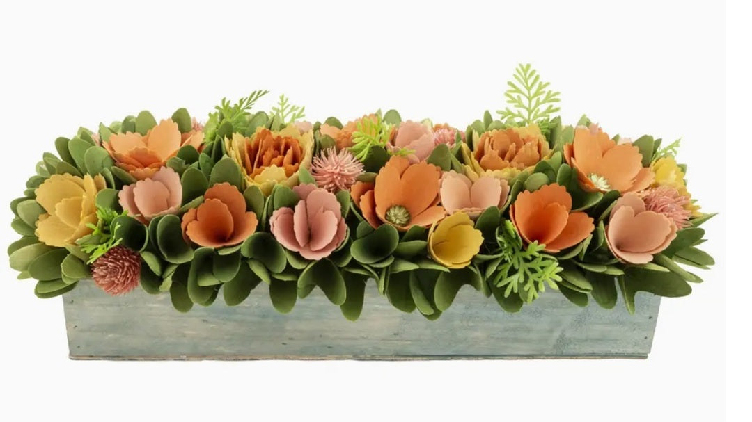 17" Long Coral Capades Tablescape