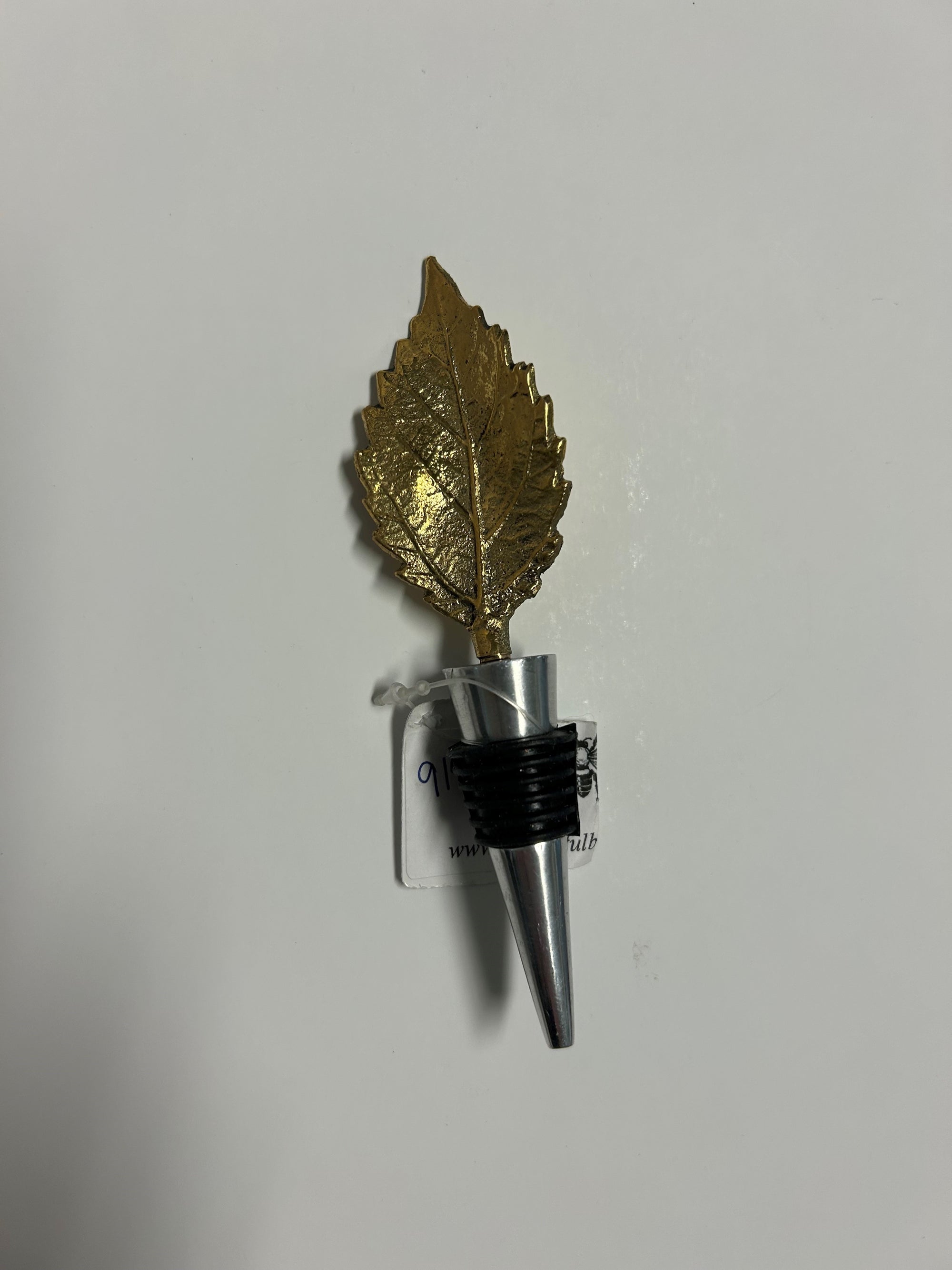 Gold leaf wine stopper