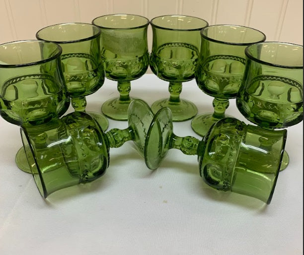 S8 Avocado King Green Thumbprint Shot Glasses
